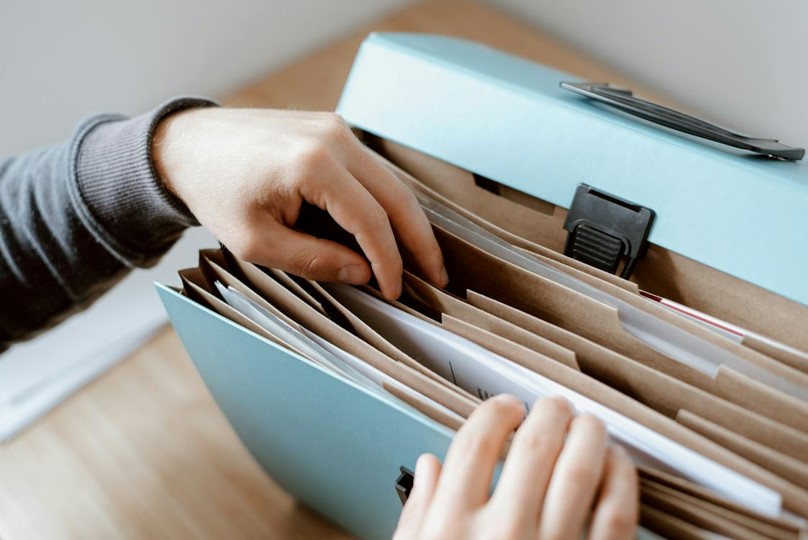 https://www.trustmf.com/trustmfsys/wp-content/uploads/2024/02/Document-folder.jpg